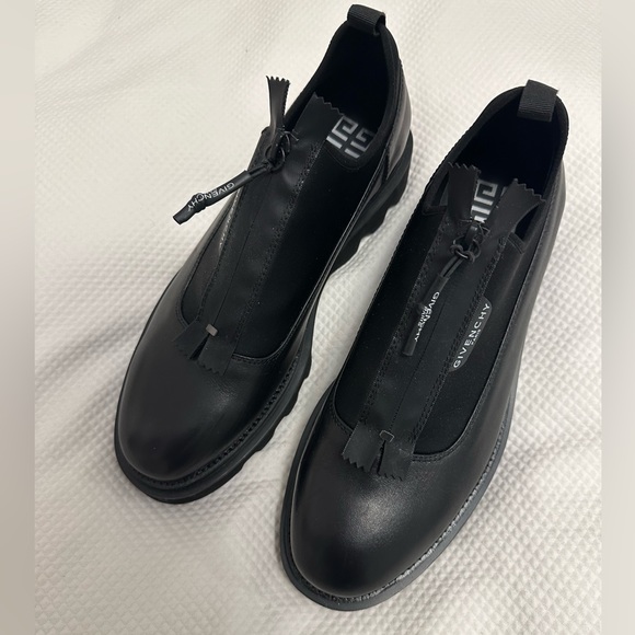Givenchy Zip Combat Shoe, Black, Size 39 - Picture 4 of 10